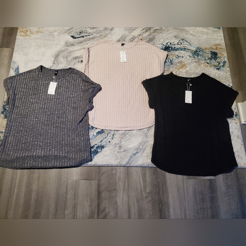 Women XL 3 Piece New Tops.